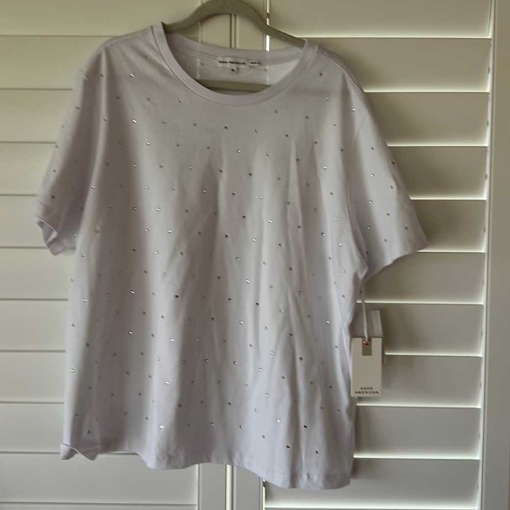 Good American white tee with rhinestone embellishment, size 2